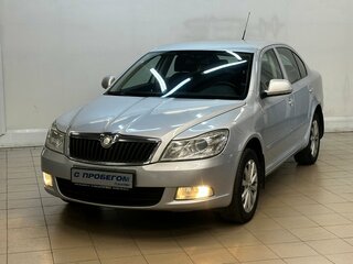 2010 Skoda Octavia II (A5) Рестайлинг, серебристый, 785000 рублей, вид 1