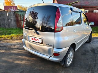 2003 Toyota FunCargo, серый, 529000 рублей, вид 5