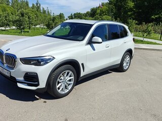 2021 BMW X5 30d IV (G05/G18), белый, 8150000 рублей, вид 1