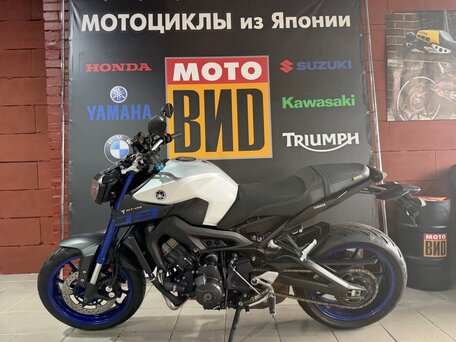 2016 Yamaha MT-09 (FZ-09), серый, 760000 рублей, вид 2