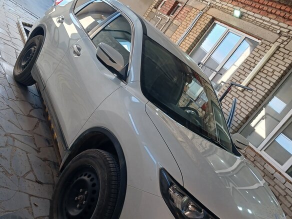 2021 Nissan X-Trail III Рестайлинг, белый, 3300000 рублей