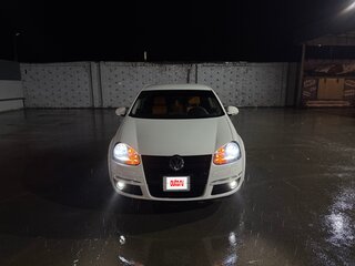 2010 Volkswagen Jetta V, белый, 750000 рублей, вид 1