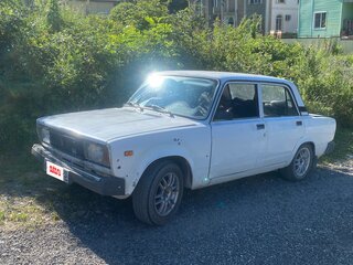 2008 Lada (ВАЗ) 2105, белый, 130000 рублей, вид 2