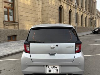 2019 Daihatsu Mira e:S II, серебристый, 650000 рублей, вид 5
