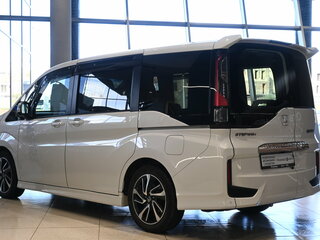 2020 Honda Stepwgn Spada V Рестайлинг, белый, 2295000 рублей, вид 4