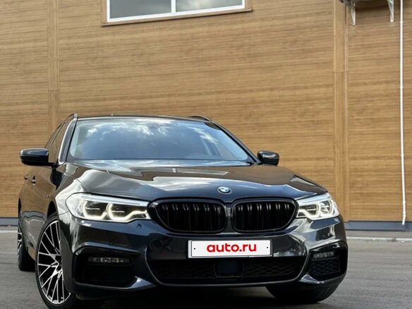 2019 BMW 5 серии 520d VII (G30/G31/G38), серый, 3300000 рублей - вид 1
