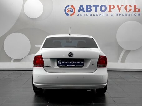 2013 Volkswagen Polo V, белый, 799000 рублей, вид 4