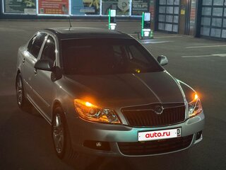 2011 Skoda Octavia II (A5) Рестайлинг, серебристый, 760000 рублей, вид 3
