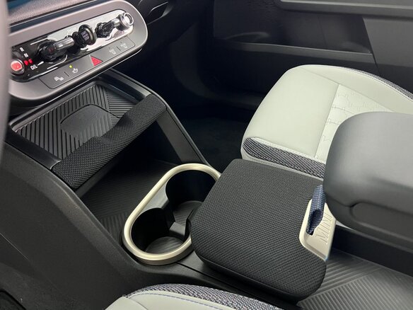 2024 Mini Countryman S III, серый, 5250000 рублей - вид 16