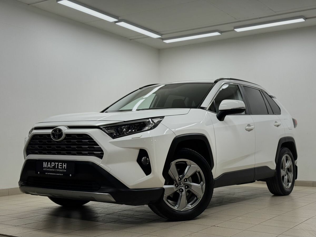 Открыть фотографии: Toyota RAV4 V (XA50)