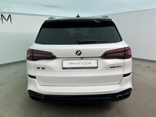 2021 BMW X5 45e IV (G05/G18), белый, 6200000 рублей, вид 4