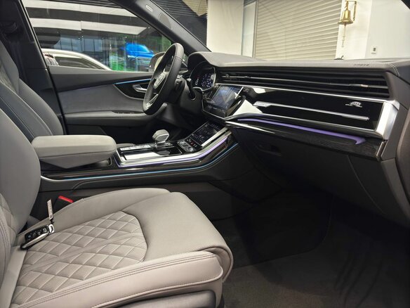 2025 Audi Q7 45 TFSI II (4M) Рестайлинг 2, белый, 11690000 рублей - вид 9