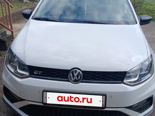2018 Volkswagen Polo V Рестайлинг, белый, 1800000 рублей, вид 1
