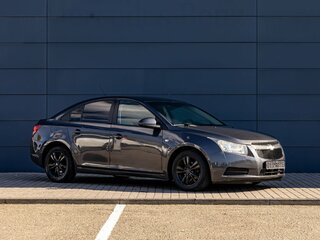 2011 Chevrolet Cruze I, серый, 695000 рублей, вид 3