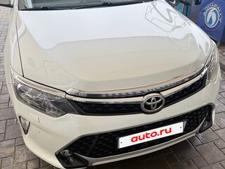 2017 Toyota Camry VII (XV50) Рестайлинг 2, белый, 2100000 рублей, вид 2