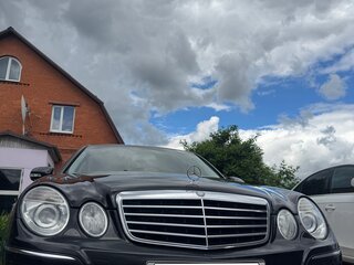 2008 Mercedes-Benz E-Класс 220 III (W211, S211) Рестайлинг, чёрный, 1050000 рублей, вид 3