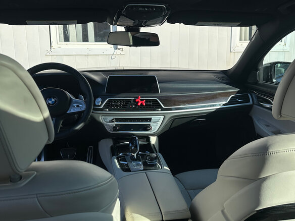 2021 BMW 7 серии 740i VI (G11/G12) Рестайлинг, чёрный, 5800000 рублей - вид 20