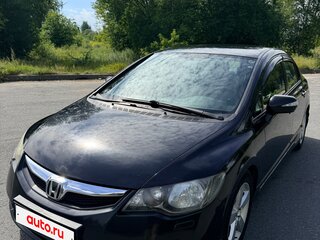 2010 Honda Civic VIII Рестайлинг, чёрный, 950000 рублей, вид 1