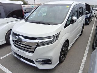2020 Honda Stepwgn Spada V Рестайлинг, белый, 2350000 рублей, вид 3