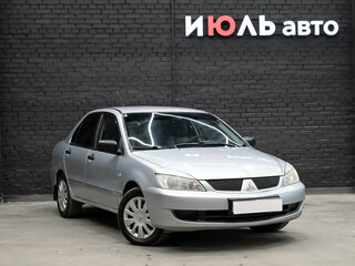 2005 Mitsubishi Lancer IX Рестайлинг, серебристый, 300000 рублей, вид 2