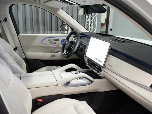 2026 Zeekr 8X 70 kWh, белый, 11994000 рублей - вид 26