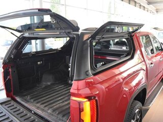 2024 Volkswagen Amarok II, красный, 6459180 рублей, вид 4