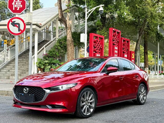2021 Mazda 3 Axela IV (BP), красный, 1580000 рублей, вид 1