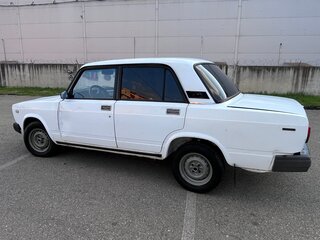 2004 Lada (ВАЗ) 2107, белый, 125000 рублей, вид 4
