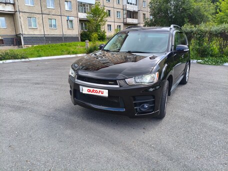 2011 Mitsubishi Outlander II Рестайлинг, чёрный, 880000 рублей, вид 1