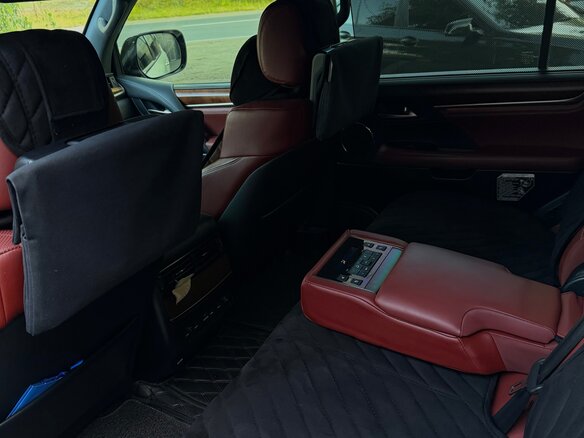 2015 Lexus LX 570 III Рестайлинг 2, белый, 7000000 рублей - вид 7
