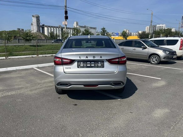 2026 Lada (ВАЗ) Vesta I Рестайлинг (NG), серебристый, 1705000 рублей - вид 8