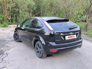 2010 Ford Focus II Рестайлинг, чёрный, 550000 рублей, вид 5
