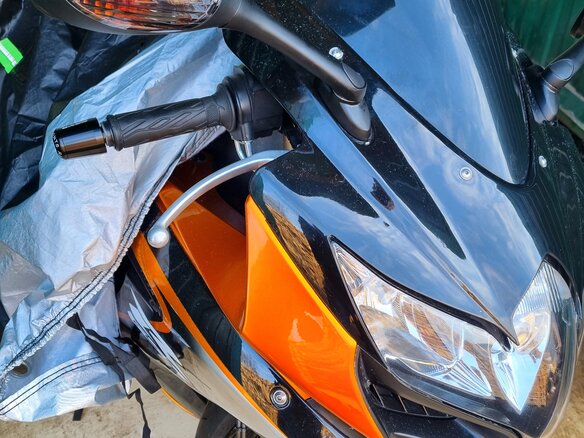2009 Suzuki GSX-R 600, чёрный, 600000 рублей - вид 1