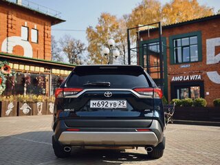 2019 Toyota RAV4 V (XA50), синий, 2700000 рублей, вид 4