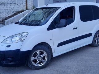 2010 Peugeot Partner II, белый, 545000 рублей, вид 1