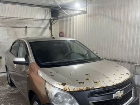 2013 Chevrolet Cobalt II, жёлтый, 250000 рублей, вид 1