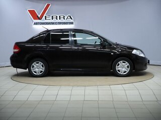 2010 Nissan Tiida I Рестайлинг, чёрный, 690000 рублей, вид 4