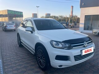 2011 Volkswagen Touareg II, белый, 1400000 рублей, вид 1