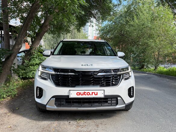2022 Kia Seltos I Рестайлинг, белый, 3300000 рублей - вид 1