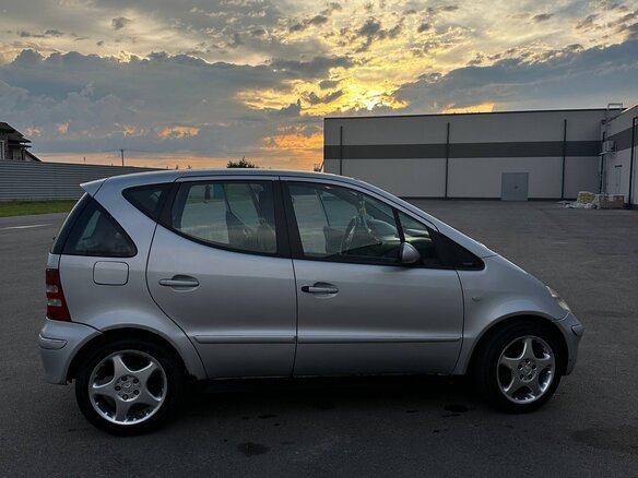 2001 Mercedes-Benz A-Класс 140 I (W168), белый, 270000 рублей - вид 3