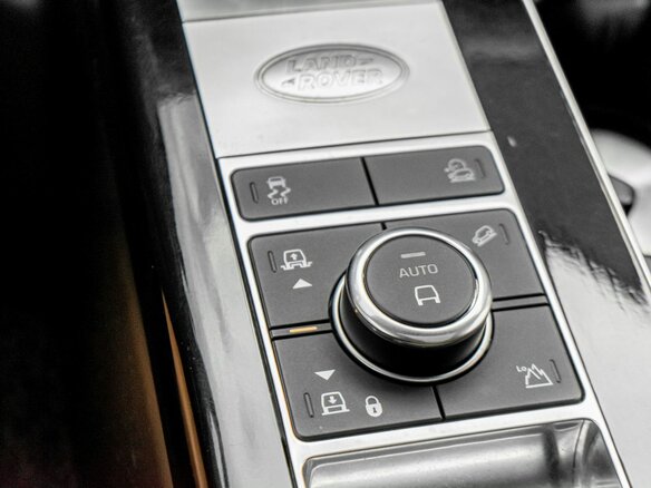 2019 Land Rover Range Rover IV Рестайлинг, серый, 6487000 рублей - вид 16