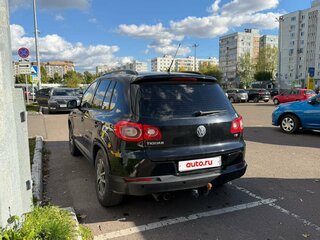 2010 Volkswagen Tiguan I, чёрный, 900000 рублей, вид 4
