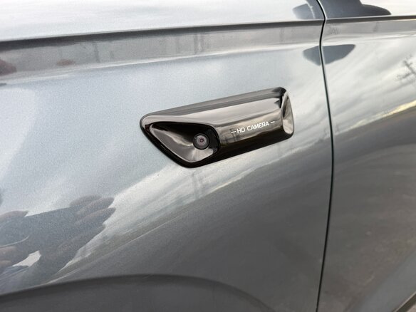 2026 Geely Monjaro (Xingyue L) I Рестайлинг 2 (China Market), синий, 4190000 рублей - вид 25