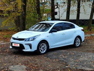 2017 Kia Rio IV, белый, 1290000 рублей, вид 1