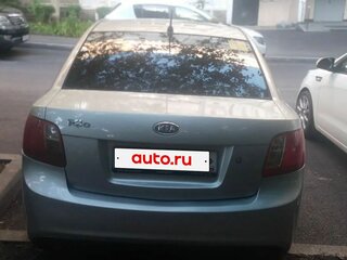 2009 Kia Rio II Рестайлинг, серебристый, 500000 рублей, вид 4