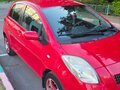 2008 Toyota Yaris Multimode II, красный, 510000 рублей - вид 2