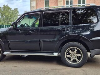2008 Mitsubishi Pajero IV, чёрный, 2130000 рублей, вид 2