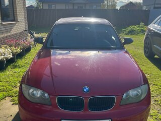 2007 BMW 1 серии 116i I (E81/E82/E87/E88) Рестайлинг, красный, 630000 рублей, вид 2