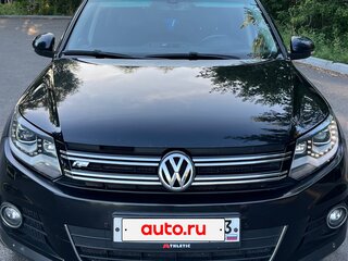 2013 Volkswagen Tiguan I Рестайлинг, чёрный, 1330000 рублей, вид 2