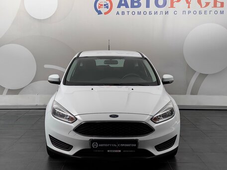 2017 Ford Focus III Рестайлинг, белый, 959000 рублей, вид 3